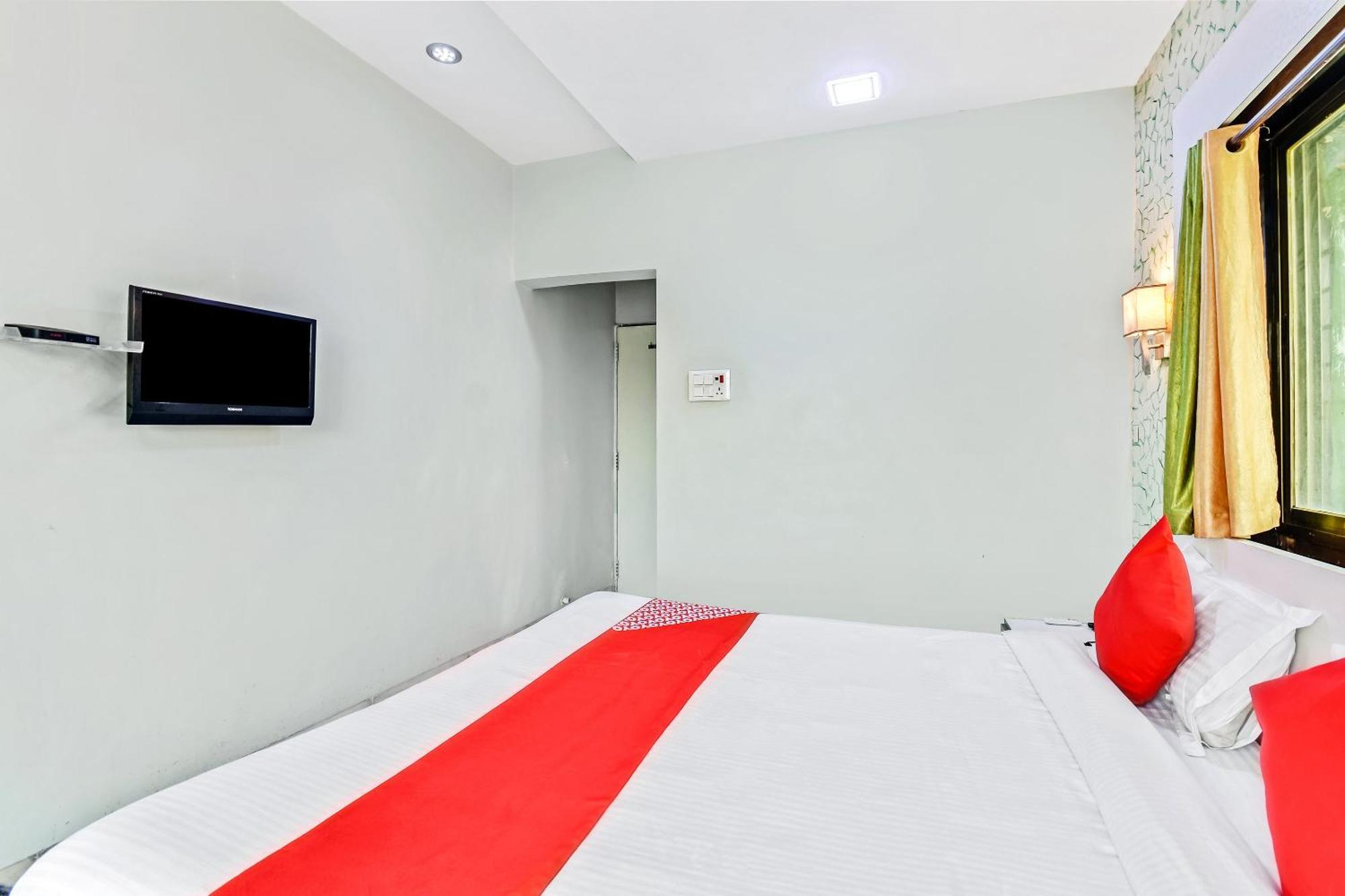 Oyo 61308 Hotel Rw International Hingoli エクステリア 写真