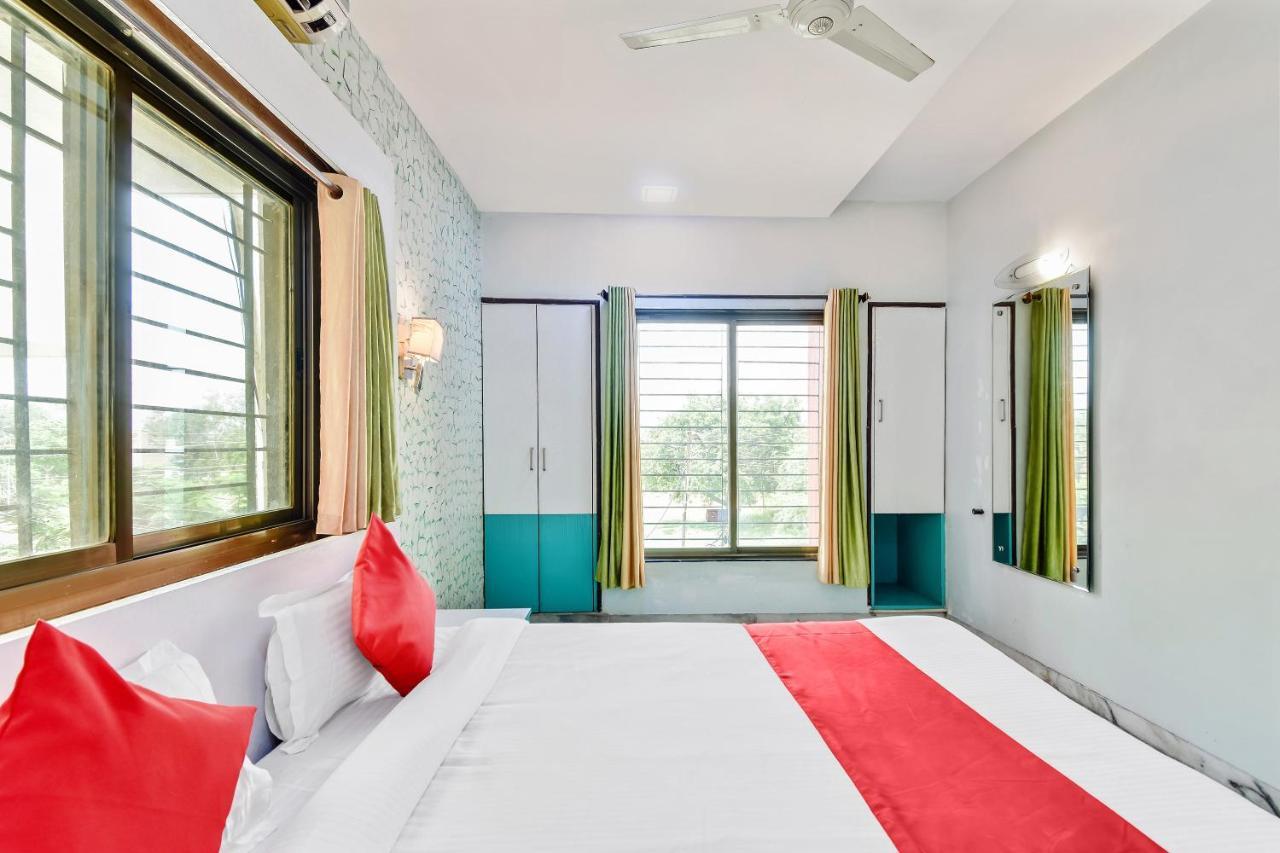 Oyo 61308 Hotel Rw International Hingoli エクステリア 写真